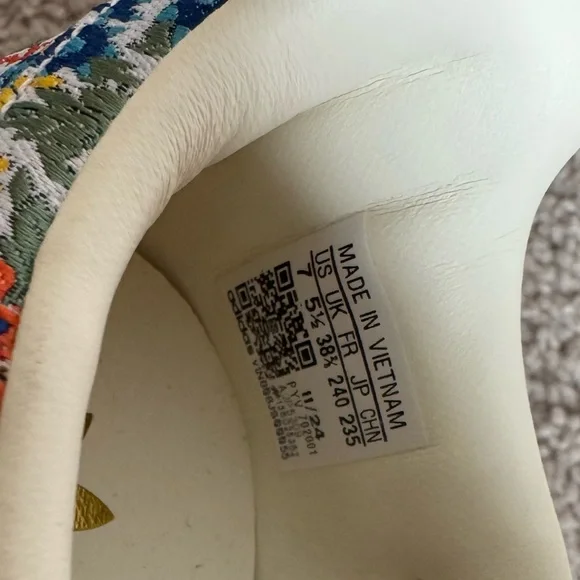 NWT adidas Gazelle Indoor Liberty London Floral Embroidery (Women's) Size 7 - Picture 8 of 8